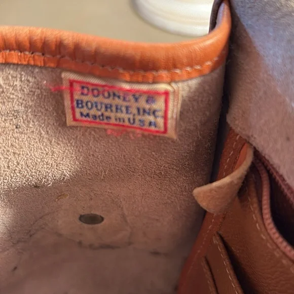 Dooney & Bourke Cream and Brown Leather Satchel Excellent Used condition - Picture 13 of 14